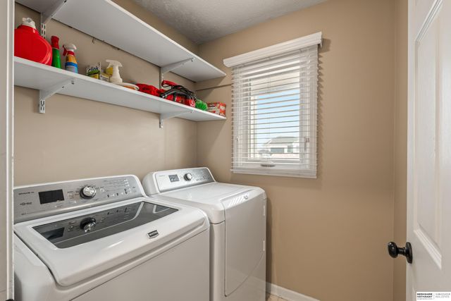 6728 S 162nd Avenue, Omaha, NE 68135