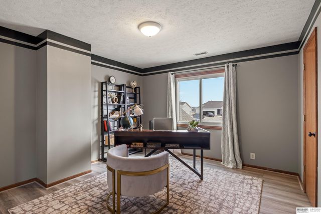 6728 S 162nd Avenue, Omaha, NE 68135