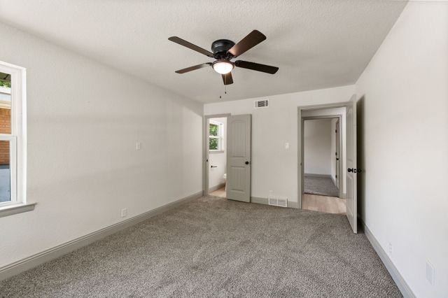 3557 Montreal Circle, Haltom City, TX 76117