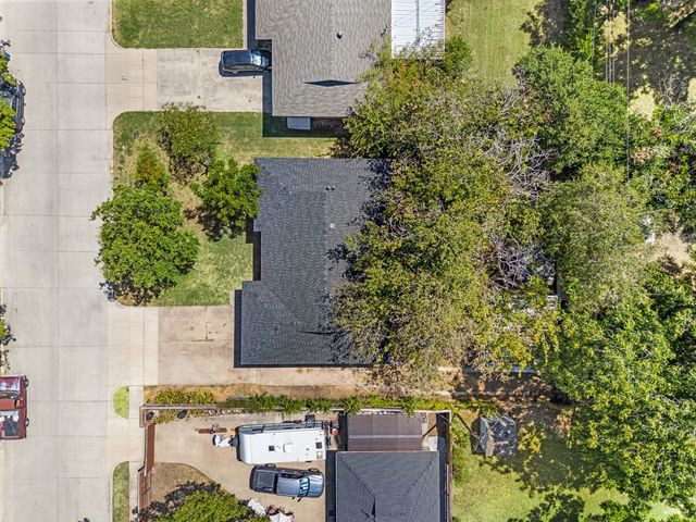 3557 Montreal Circle, Haltom City, TX 76117