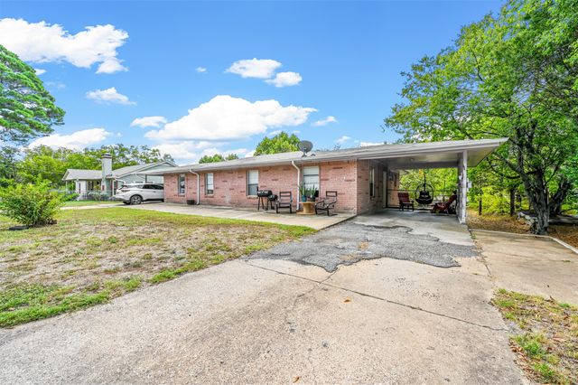 120 E Monterey Street, Denison, TX 75021