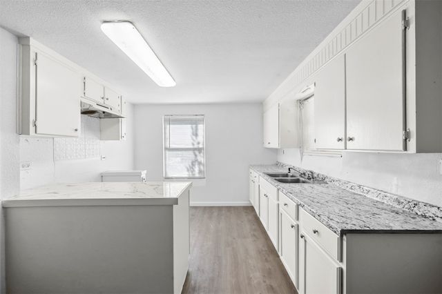 120 E Monterey Street, Denison, TX 75021
