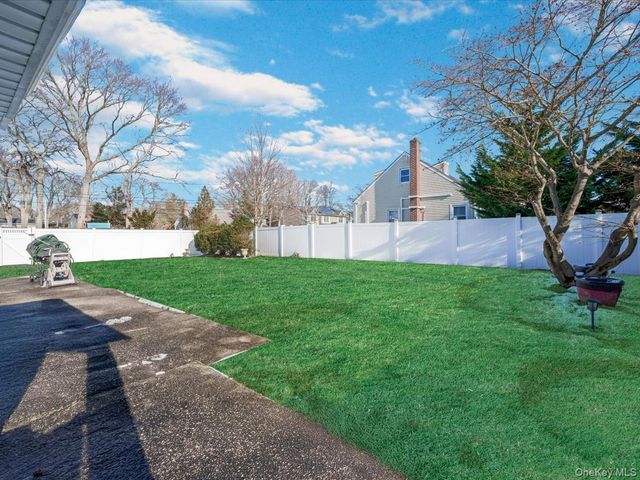 181 Whittier Avenue, North Babylon, NY 11703