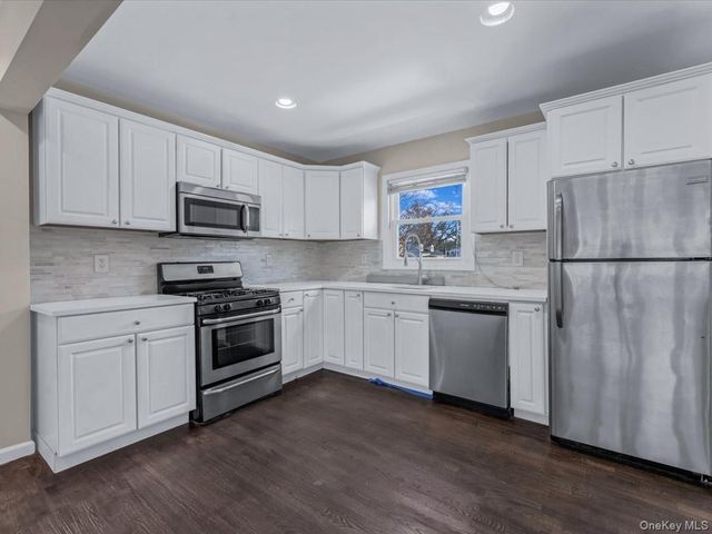 181 Whittier Avenue, North Babylon, NY 11703