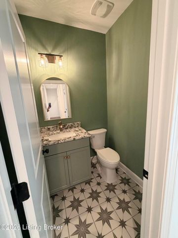 13000 Pond Creek Dr, Goshen, KY 40026