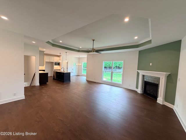 13000 Pond Creek Dr, Goshen, KY 40026