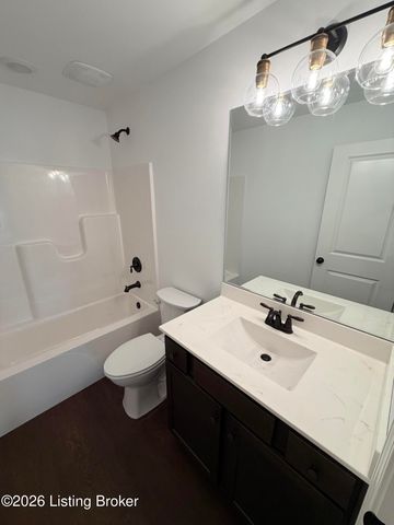 13000 Pond Creek Dr, Goshen, KY 40026
