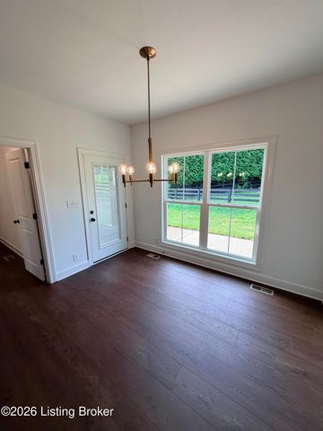 13000 Pond Creek Dr, Goshen, KY 40026