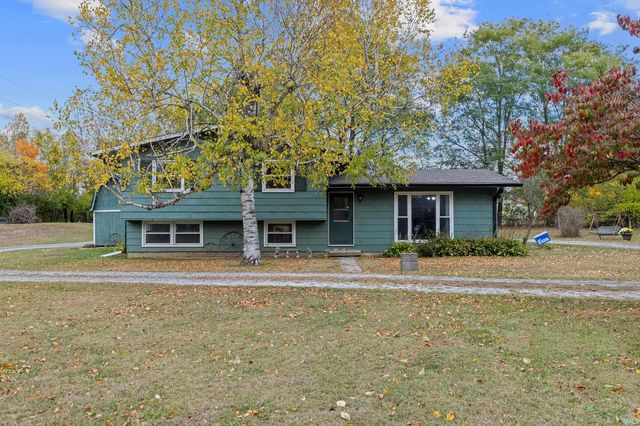 3766 County Road W 200 S, Russiaville, IN 46979