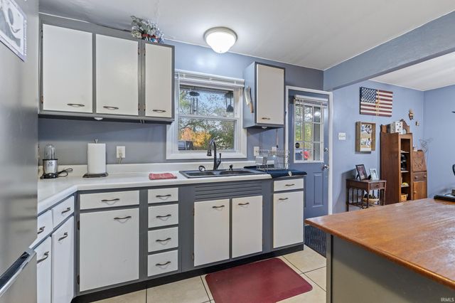 3766 County Road W 200 S, Russiaville, IN 46979