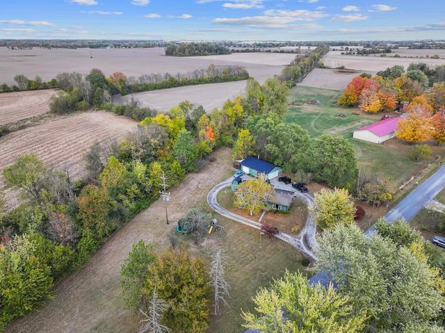 3766 County Road W 200 S, Russiaville, IN 46979