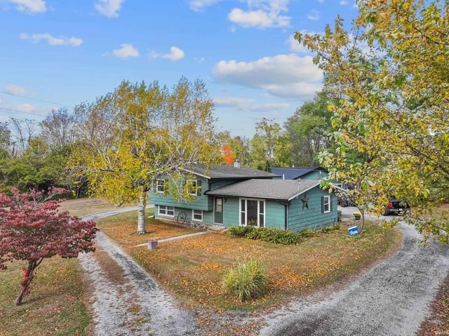 3766 County Road W 200 S, Russiaville, IN 46979