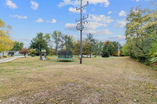 3766 County Road W 200 S, Russiaville, IN 46979