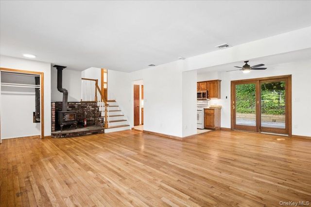 22 Knollwood Road, Cortlandt Manor, NY 10567