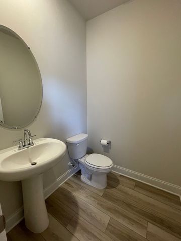 1520 Henderson Point Aly, Hermitage, TN 37076