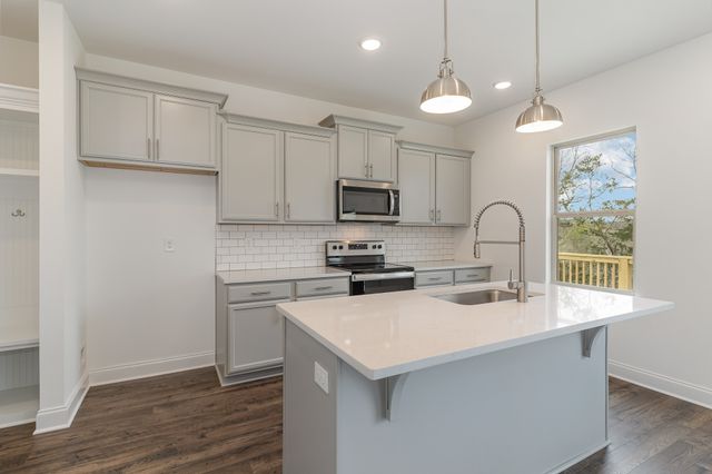 101 Riverview Run, Madison, TN 37115