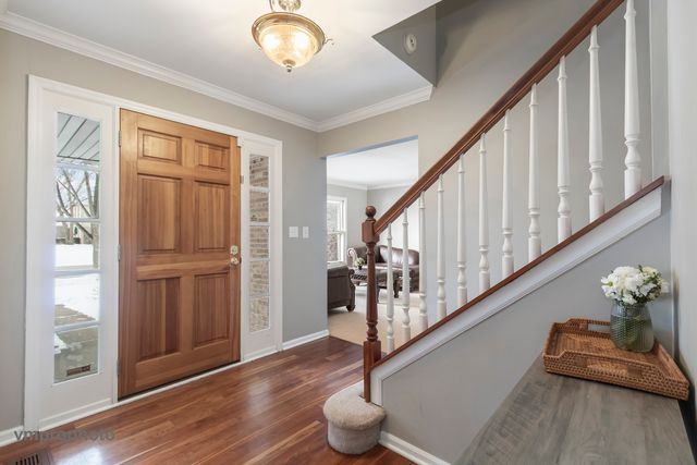 246 Montclair Road, Vernon Hills, IL 60061