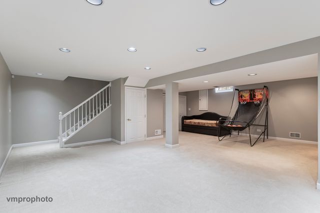 246 Montclair Road, Vernon Hills, IL 60061