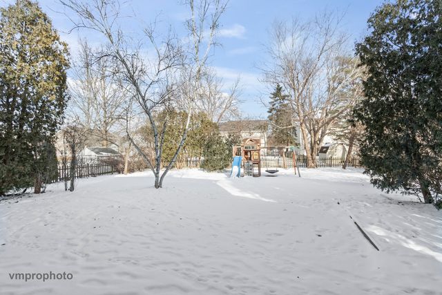 246 Montclair Road, Vernon Hills, IL 60061