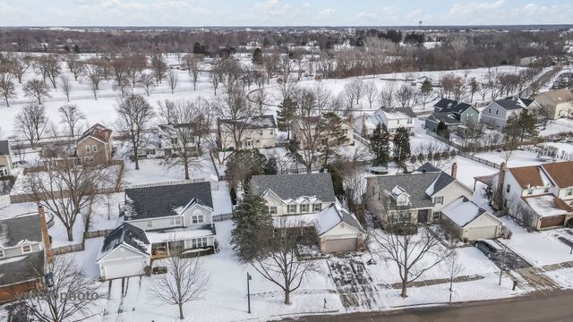 246 Montclair Road, Vernon Hills, IL 60061