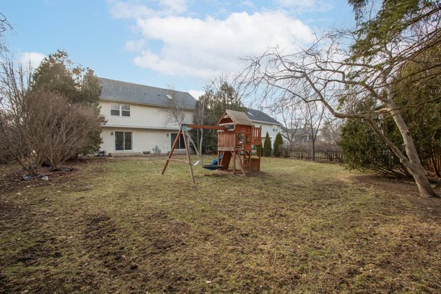 246 Montclair Road, Vernon Hills, IL 60061