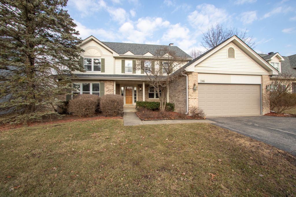 246 Montclair Road, Vernon Hills, IL 60061