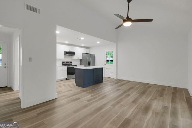 3486 CENTERVILLE Lane, Snellville, GA 30039