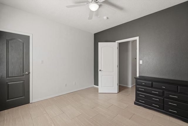 1243 Mirador Loop NE, Rio Rancho, NM 87144