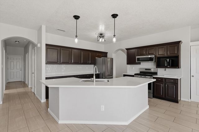 1243 Mirador Loop NE, Rio Rancho, NM 87144