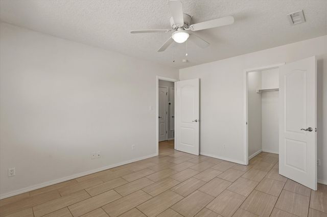 1243 Mirador Loop NE, Rio Rancho, NM 87144