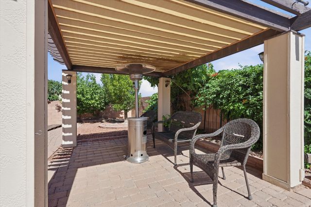 1243 Mirador Loop NE, Rio Rancho, NM 87144