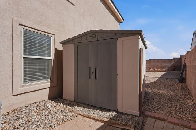 1243 Mirador Loop NE, Rio Rancho, NM 87144