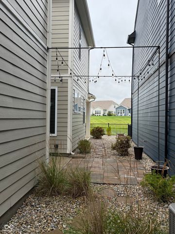 17324 Henslow Drive, Westfield, IN 46074