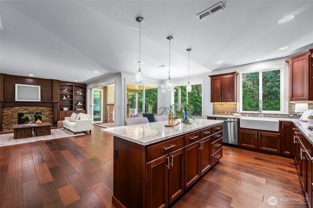 7401 72nd Avenue Ct NW, Gig Harbor, WA 98335