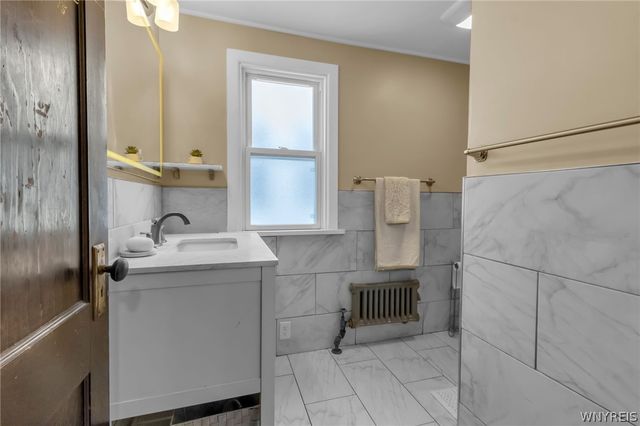 14 Donaldson Road, Buffalo, NY 14208