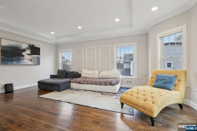 680 Soldier Hill Road, Oradell, NJ 07649