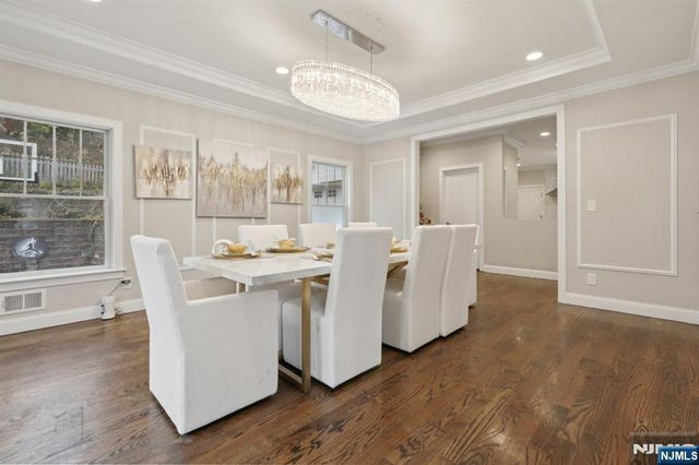 680 Soldier Hill Road, Oradell, NJ 07649