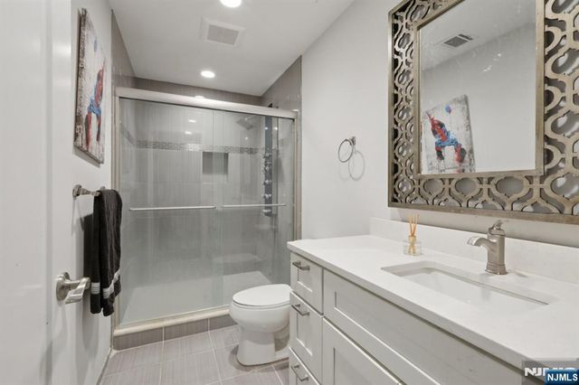 680 Soldier Hill Road, Oradell, NJ 07649