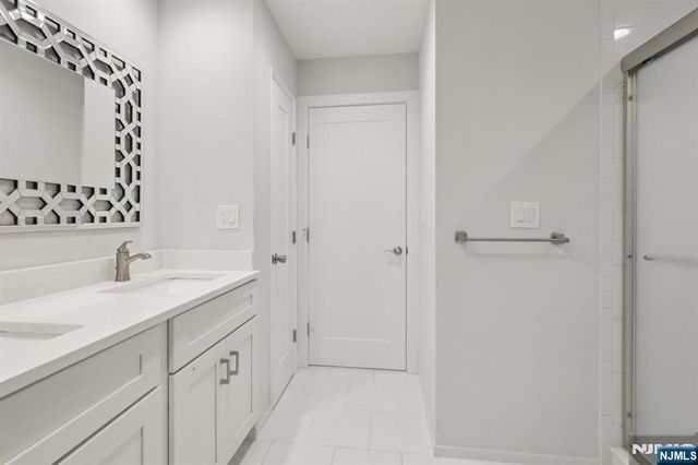 680 Soldier Hill Road, Oradell, NJ 07649