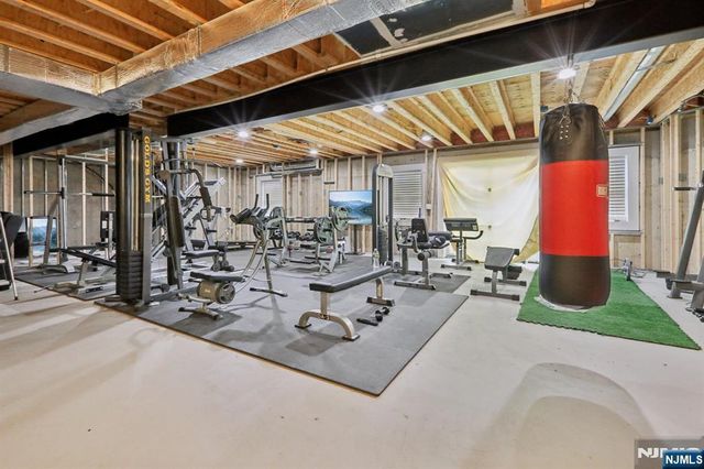 680 Soldier Hill Road, Oradell, NJ 07649