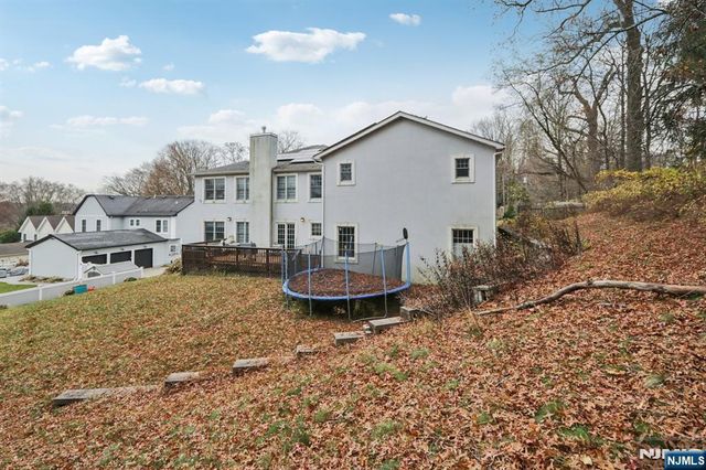 680 Soldier Hill Road, Oradell, NJ 07649