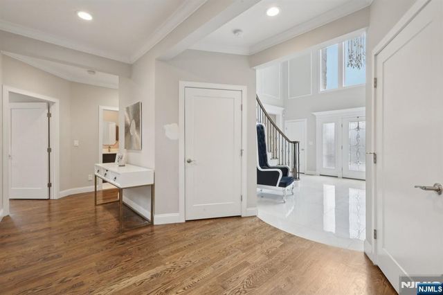 680 Soldier Hill Road, Oradell, NJ 07649