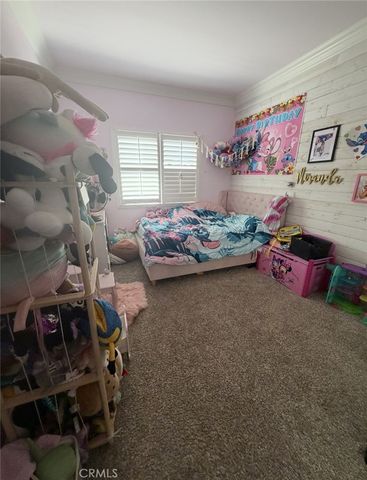 13878 Adams, Oak Hills, CA 92344