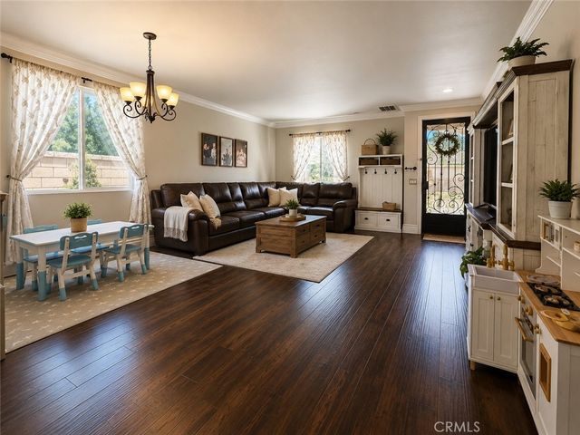 13878 Adams, Oak Hills, CA 92344