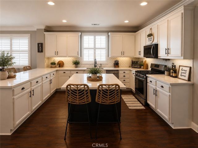 13878 Adams, Oak Hills, CA 92344