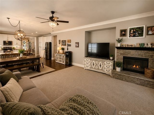 13878 Adams, Oak Hills, CA 92344