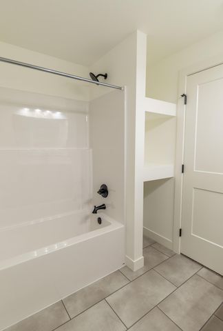 8319 59 Street S, Horace, ND 58047