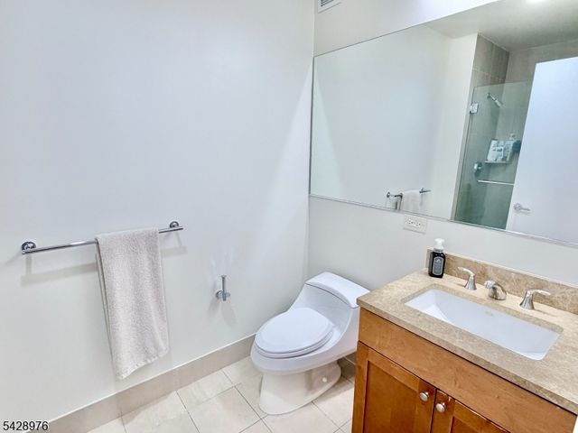 1 Spring St 2104, New Brunswick City, NJ 08901