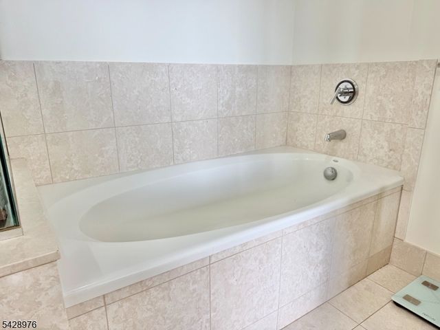 1 Spring St 2104, New Brunswick City, NJ 08901