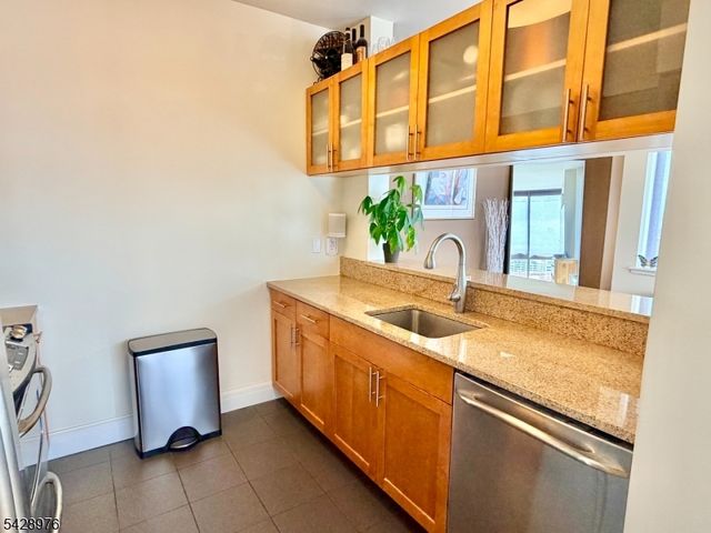 1 Spring St 2104, New Brunswick City, NJ 08901